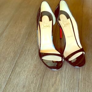 Christian Louboutin Toboggan Peep-Toe red bottom